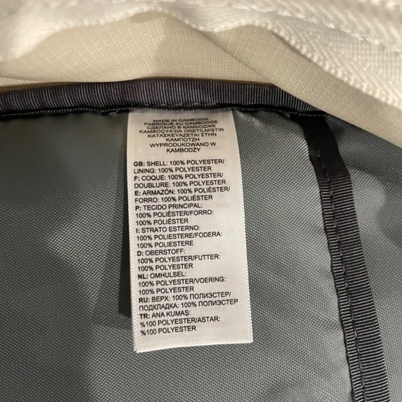 North face groundwork backpack in rainy day ivory and black - Picture 5 of 10